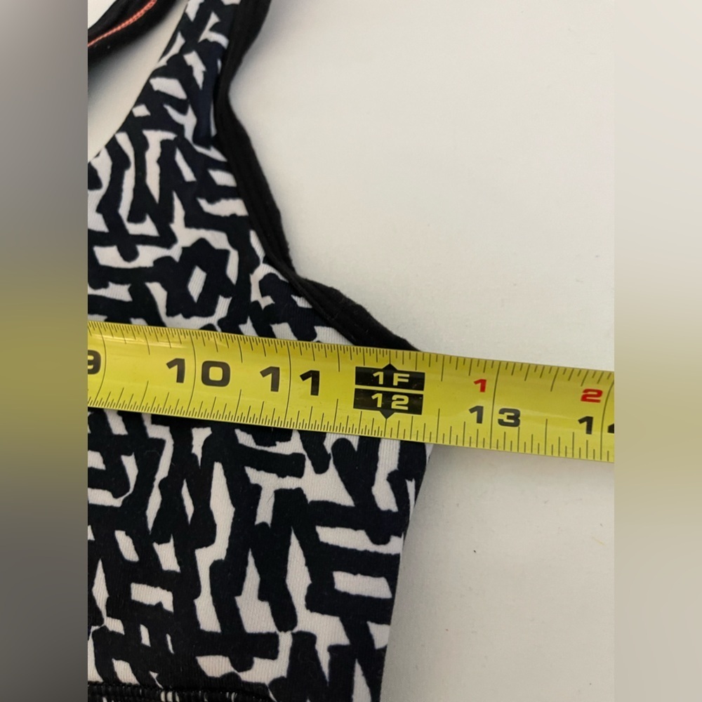 Lululemon Crossback Tank Geometric Pattern Size 4 - image 7